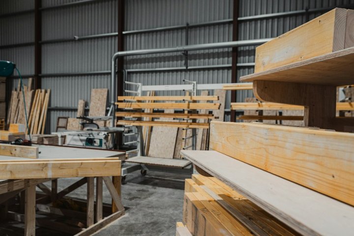 دسته‌بندی کالاهای انبار بر اساس خطر حریق (استاندارد NFPA 13)